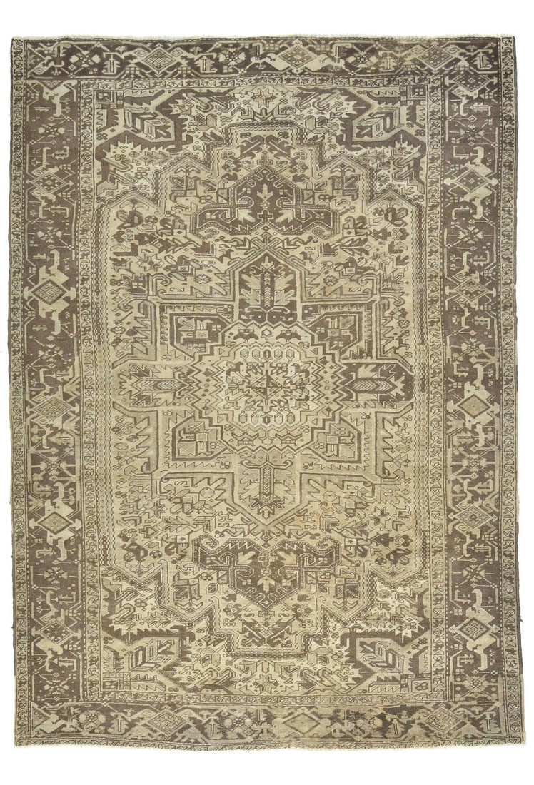 Vintage Hand-Knotted Wool Oriental Rug 7'8 x 10'8 ft Geometric Design: Vintage Hand-Knotted Wool Oriental Rug 7'8 x 10'8 ft Geometric Design Enhance your living space with this distressed vintage Oriental rug, expertly hand-knotted from quality wool. Featuring a muted fl