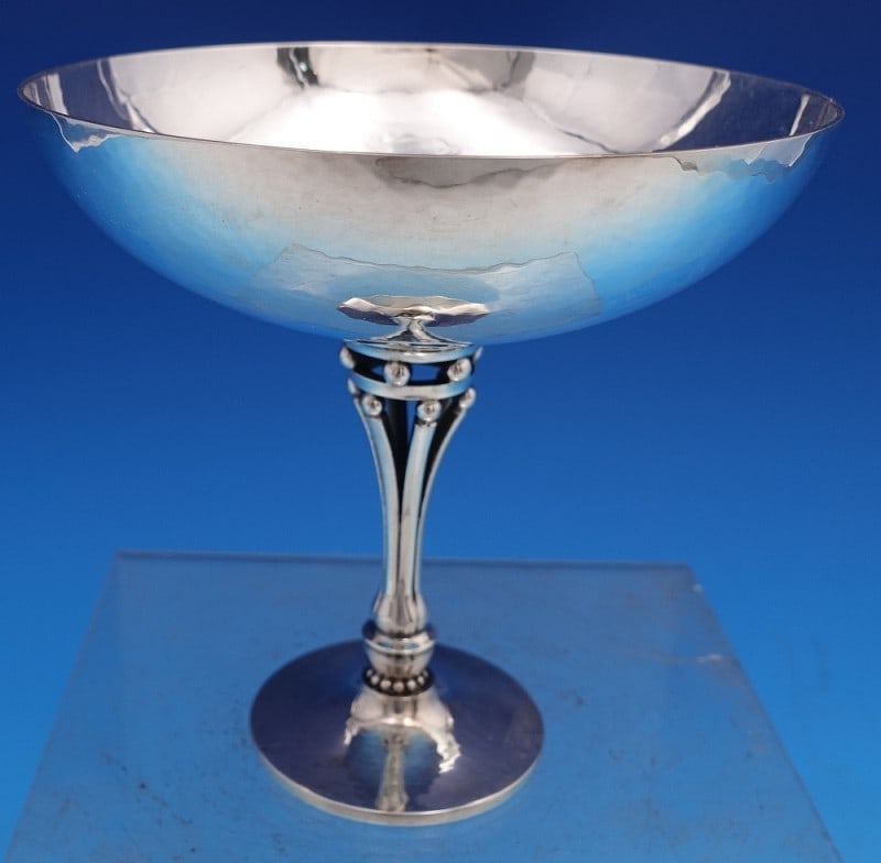 Sterling Silver Compote Pattern 532E by Georg Jensen 4.25 Inch 6.5 Ozt: Sterling Silver Compote Pattern 532E by Georg Jensen 4.25 Inch 6.5 Ozt This Georg Jensen compote is crafted in sterling silver (.925) and features the elegant 532E pattern. The raised design measures 