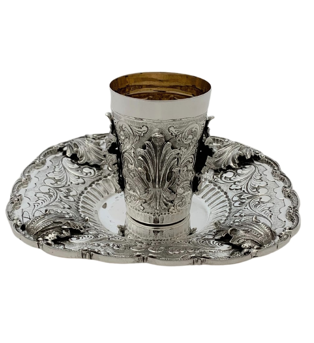 Handmade Italian Sterling Silver Cup and Tray Set with Swirl Leaf Design: Handmade Italian Sterling Silver Cup and Tray Set with Swirl Leaf Design This fine Italian cup and tray set is crafted from 925 sterling silver and features handmade chased swirl leaf applique designs