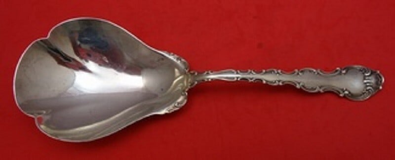 Gorham Strasbourg Sterling Silver Berry Spoon Large Deep Bowl 8 1/8": Gorham Strasbourg Sterling Silver Berry Spoon Large Deep Bowl 8 1/8" This exquisite Strasbourg berry spoon by Gorham is a must-have for collectors and those who appreciate fine silverware. Crafted fro
