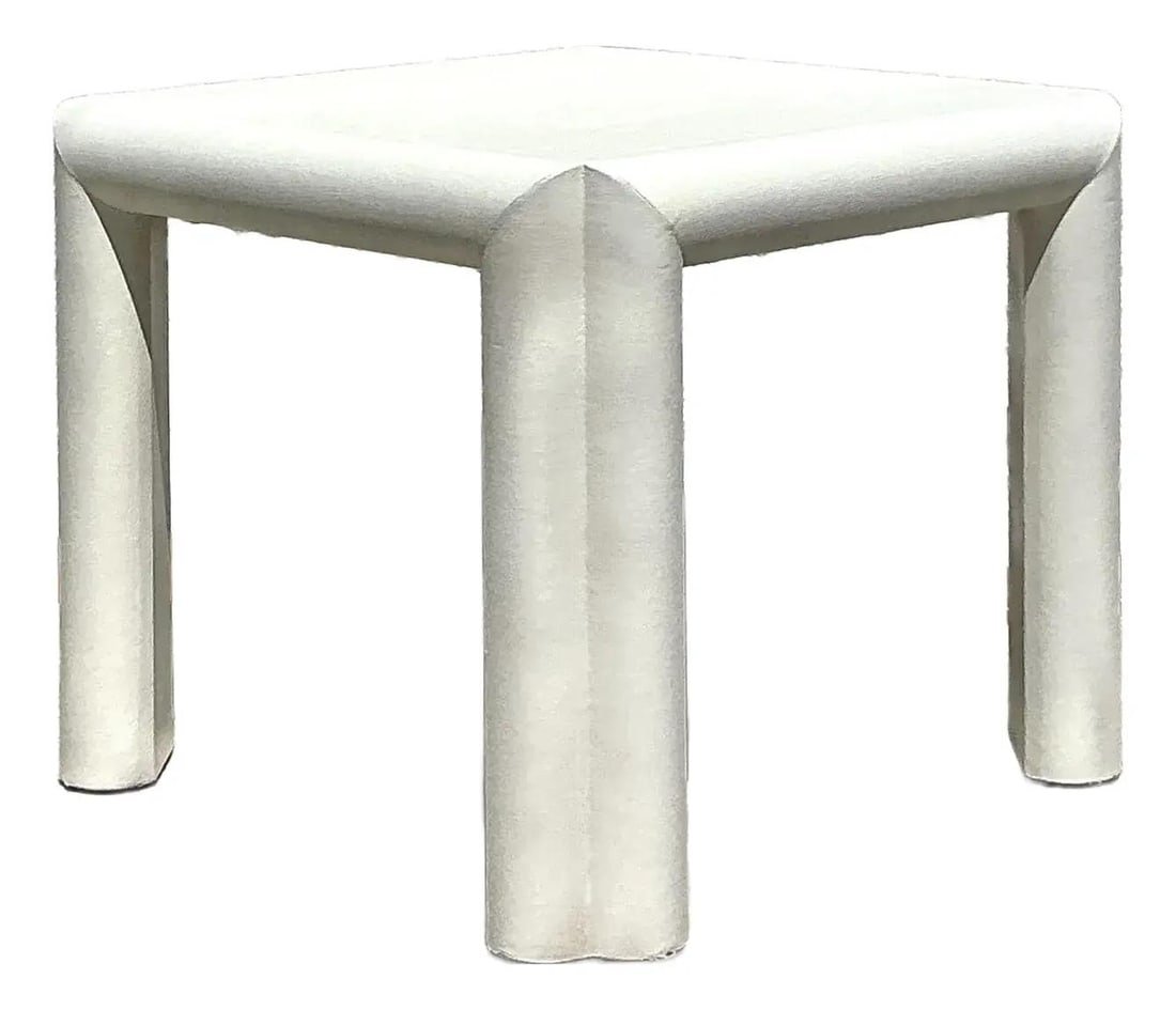 Vintage Boho Grasscloth Game Table with Curved Legs: Vintage Boho Grasscloth Game Table with Curved Legs Add a sophisticated touch to your living space with this vintage Boho grasscloth game table. Wrapped entirely in natural grasscloth, this striking s