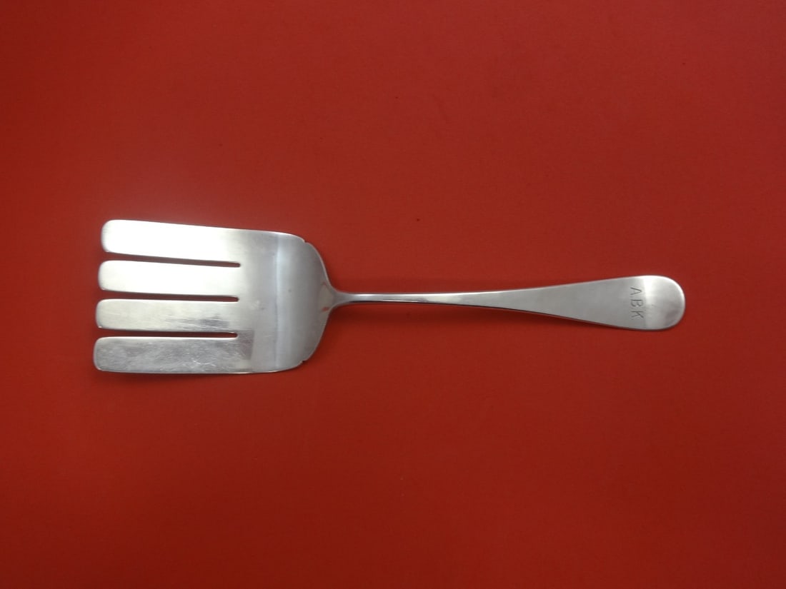 Old Newbury Crafters Round Sterling Silver Asparagus Fork 9 3/4" Monogrammed: Old Newbury Crafters Round Sterling Silver Asparagus Fork 9 3/4" Monogrammed This exquisite asparagus fork is crafted from sterling silver and features the elegant Round pattern by Old Newbury Crafter