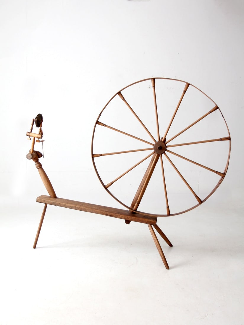 Mid-19th Century Antique Great Wheel Spinning Wheel with Patina (1 of 18)