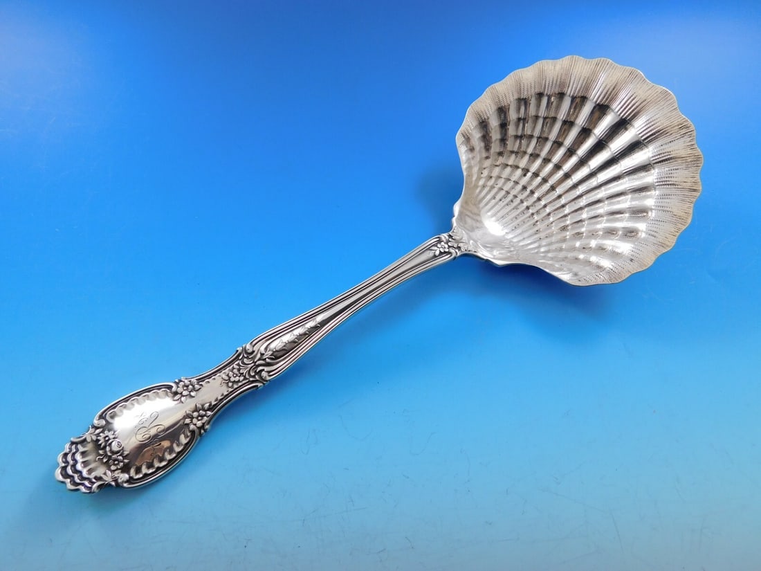 Tiffany & Co Richelieu Sterling Silver 9 Inch Berry Spoon Clam Shell Bowl: Tiffany & Co Richelieu Sterling Silver 9 Inch Berry Spoon Clam Shell Bowl This exquisite berry spoon from the renowned Richelieu pattern by Tiffany & Co. features a stunning clam shell bowl, measuring