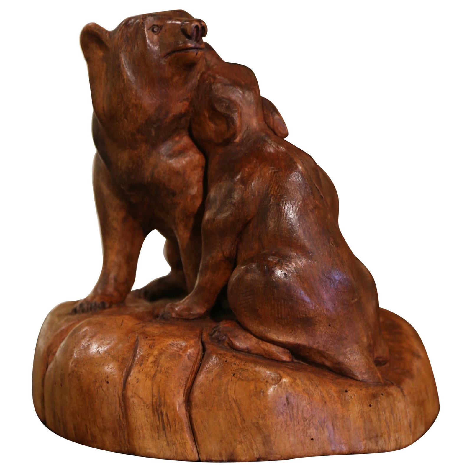Early 20th Century French Black Forest Hand-Carved Walnut Bear Sculpture: Early 20th Century French Black Forest Hand-Carved Walnut Bear Sculpture This exquisite early 20th-century sculpture features a beautifully hand-carved group of bears, crafted from walnut in the Black