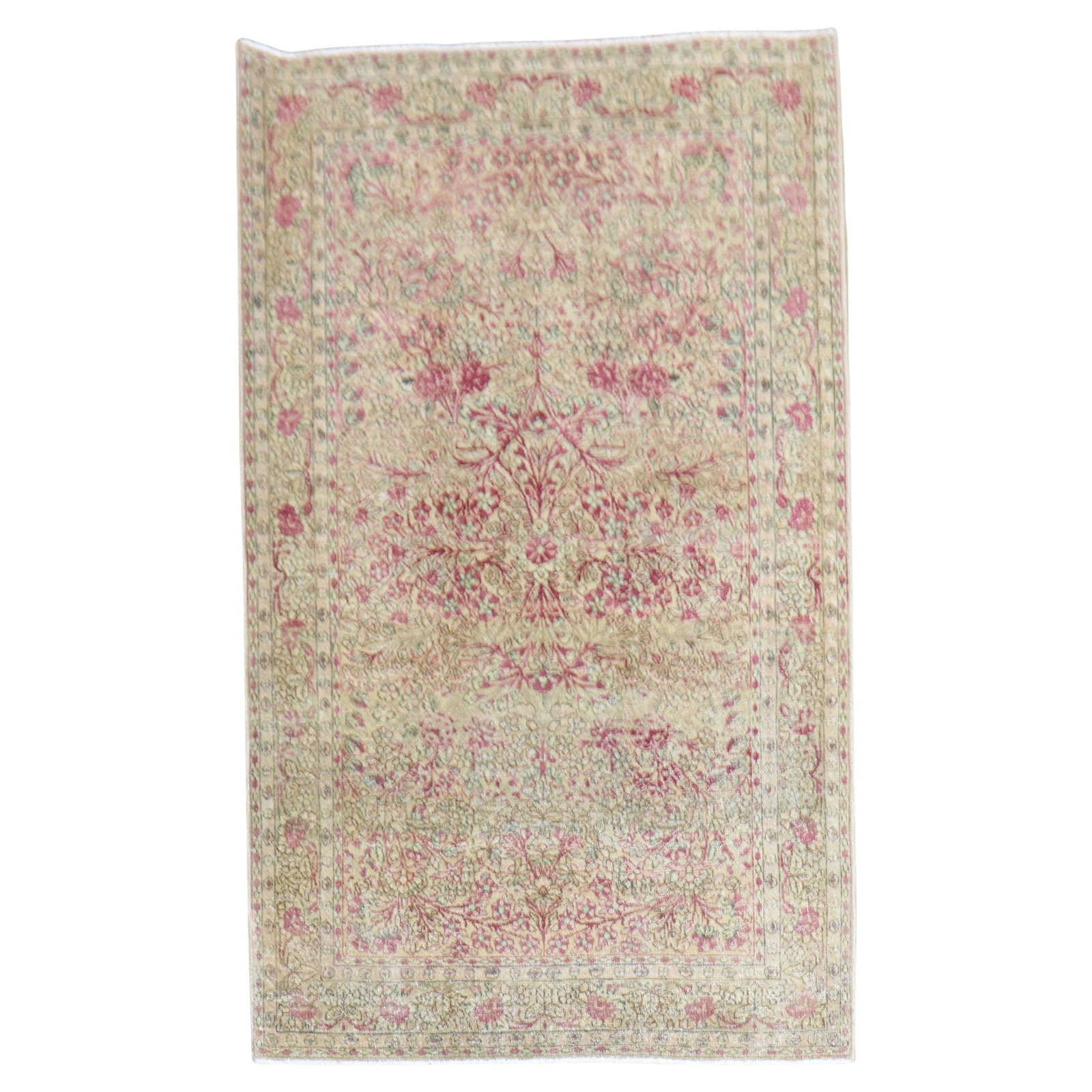 Exquisite Lavar Kerman Hand-Woven Persian Rug 36x58 inches: Exquisite Lavar Kerman Hand-Woven Persian Rug 36x58 inches Explore this exquisite Traditional Persian Kerman Scatter Rug, a beautiful representation of early 20th-century craftsmanship. Measuring 3' x
