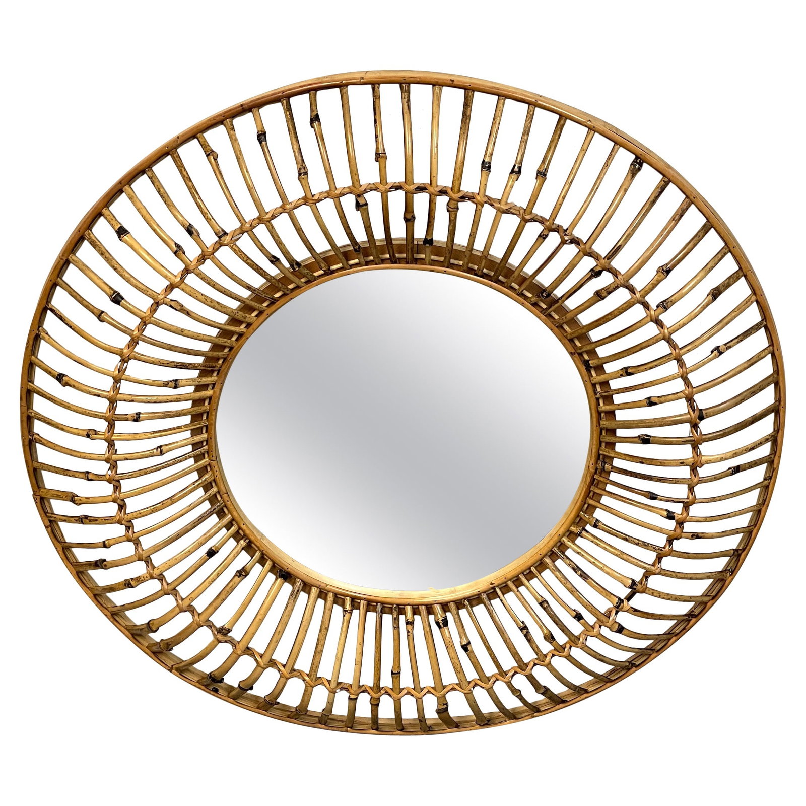 Albini Style Mid-Century Sunburst Bamboo Rattan Mirror 31in: Albini Style Mid-Century Sunburst Bamboo Rattan Mirror 31in This stunning Albini style sunburst mirror showcases a captivating design that embodies the essence of Mid-Century Modern aesthetics. Crafte