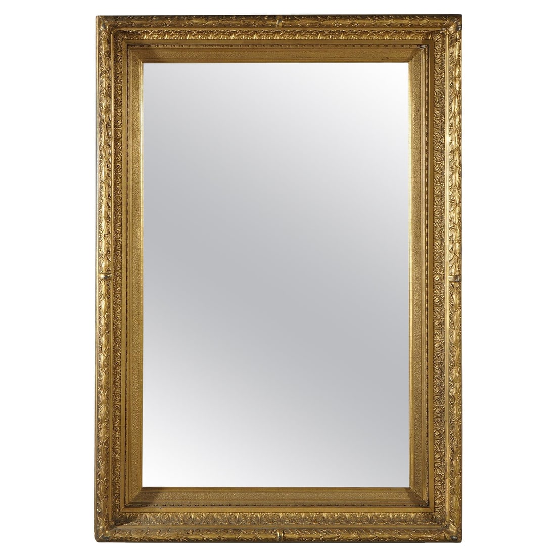 Antique French Giltwood Wall Mirror C1900 Elegant Design: Antique French Giltwood Wall Mirror C1900 Elegant Design This exquisite antique French wall mirror, dating back to circa 1900, features a beautifully crafted first finish giltwood frame. The frame is 