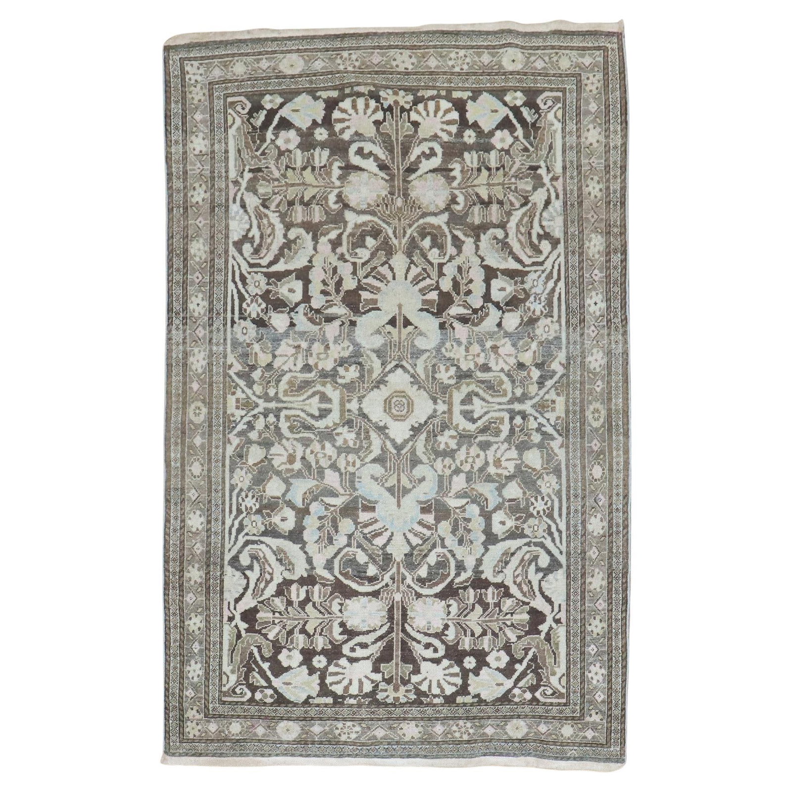 Vintage 1920 Brown Persian Malayer Hand-Knotted Wool Rug: Vintage 1920 Brown Persian Malayer Hand-Knotted Wool Rug This exquisite Brown Persian Malayer rug is a stunning example of 20th-century craftsmanship, hand-knotted with care from high-quality wool. Me