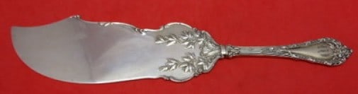 Durgin Madame Royale Sterling Silver Ice Cream Slice 10 Inch Floral Design: Durgin Madame Royale Sterling Silver Ice Cream Slice 10 Inch Floral Design Introducing the exquisite Madame Royale Ice Cream Slice by Durgin, crafted from high-quality sterling silver. This elegant kn