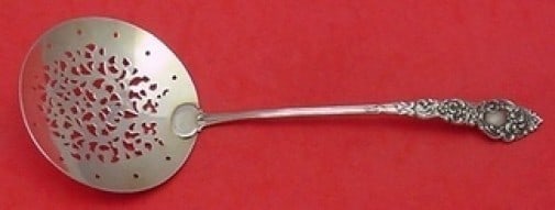 Unger Passaic Sterling Silver Long Handle Pea Spoon 8.5": Unger Passaic Sterling Silver Long Handle Pea Spoon 8.5" This exquisite Passaic pattern serving spoon by Unger features a long handle measuring 8 1/2 inches. Crafted from high-quality sterling silver,