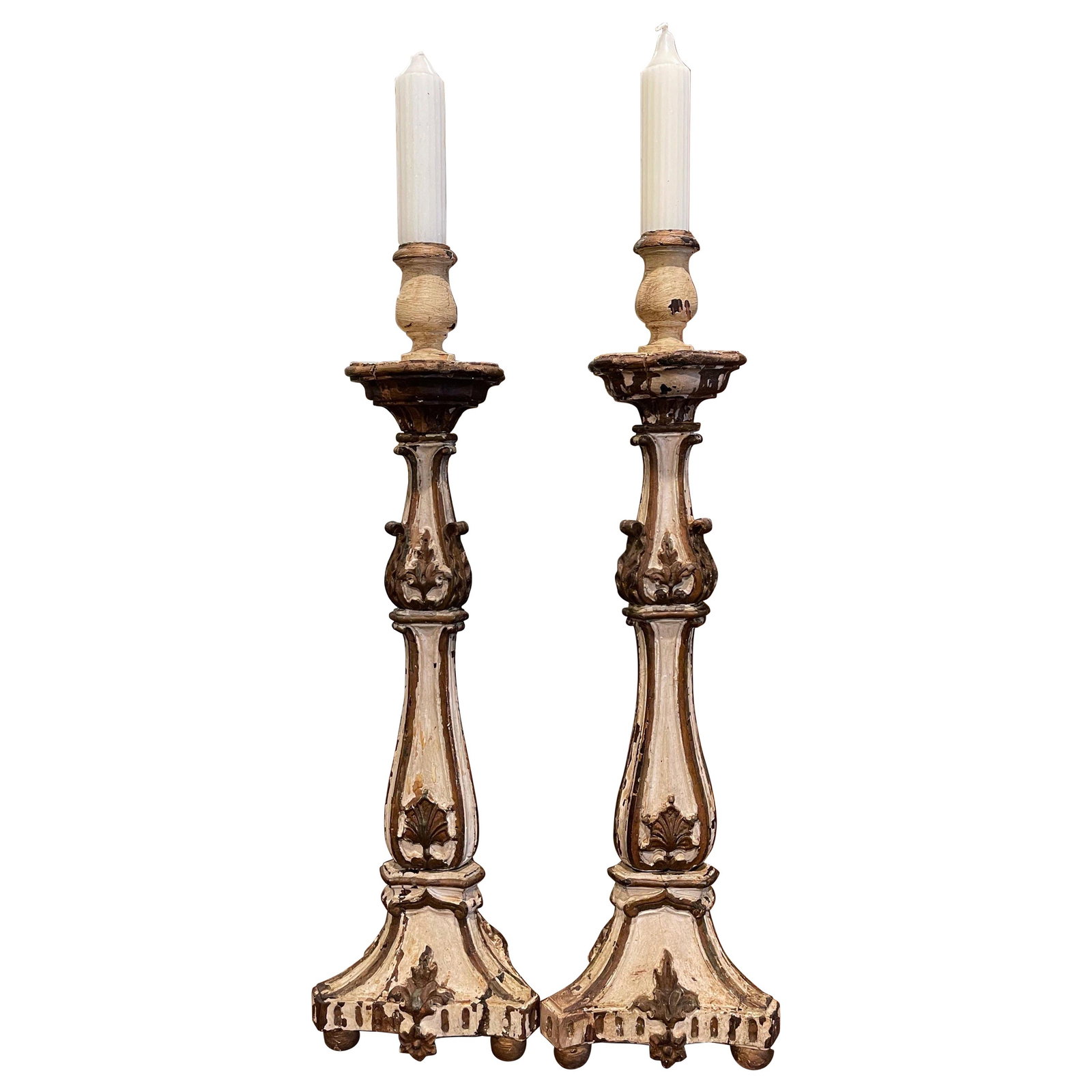 Set of 2 Italian 19th Century Hand-Carved Polychrome Candlesticks: Set of 2 Italian 19th Century Hand-Carved Polychrome Candlesticks Enhance your home decor with this exquisite pair of 19th Century Italian candlesticks. Hand-carved in Italy circa 1880, these Louis XV