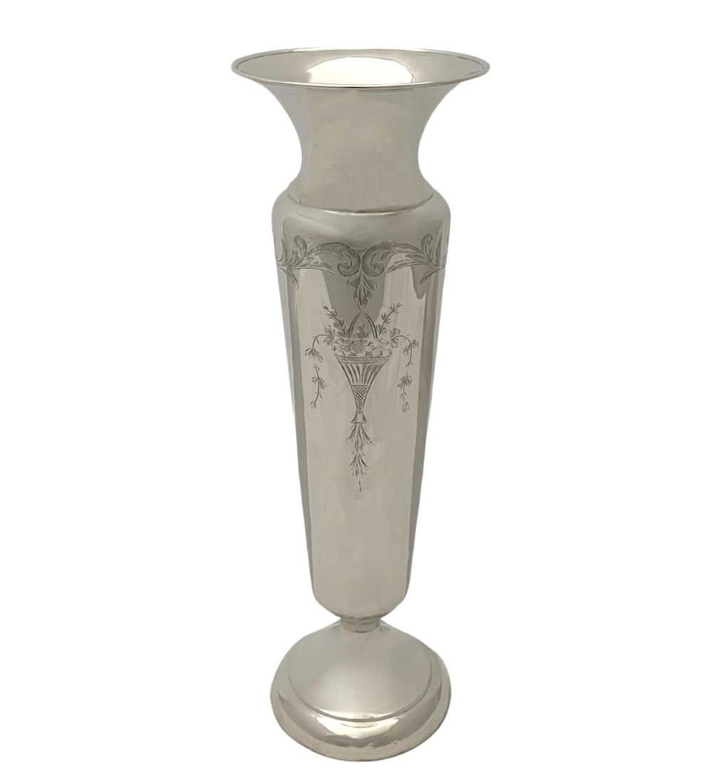 Antique 925 Sterling Silver Handmade Floral Scrollwork Trumpet Vase 14": Antique 925 Sterling Silver Handmade Floral Scrollwork Trumpet Vase 14" This exquisite antique flared trumpet style flower vase is crafted from 925 sterling silver, showcasing beautifully handmade etc