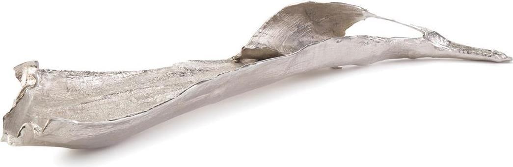 John-Richard Platinum Nickel Leaf Sculpture 7H x 62W x 15D: John-Richard Platinum Nickel Leaf Sculpture 7H x 62W x 15D This stunning decoration features an elegant colossal curling leaf design crafted from high-quality nickel with a luxurious platinum finish. 