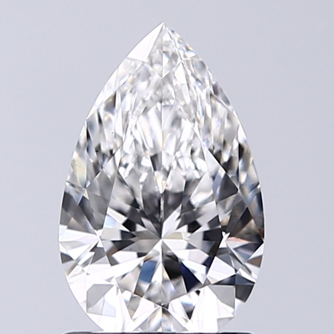 Loose Diamond - PEAR 1.08ct E VS1: Loose Diamond - PEAR 1.08ct E VS1 Source: This is a real non-mined Diamond that has been grown in a lab Shape: PEAR Carats: 1.08 Color: E Clarity: VS1 Certification: IGI Video: