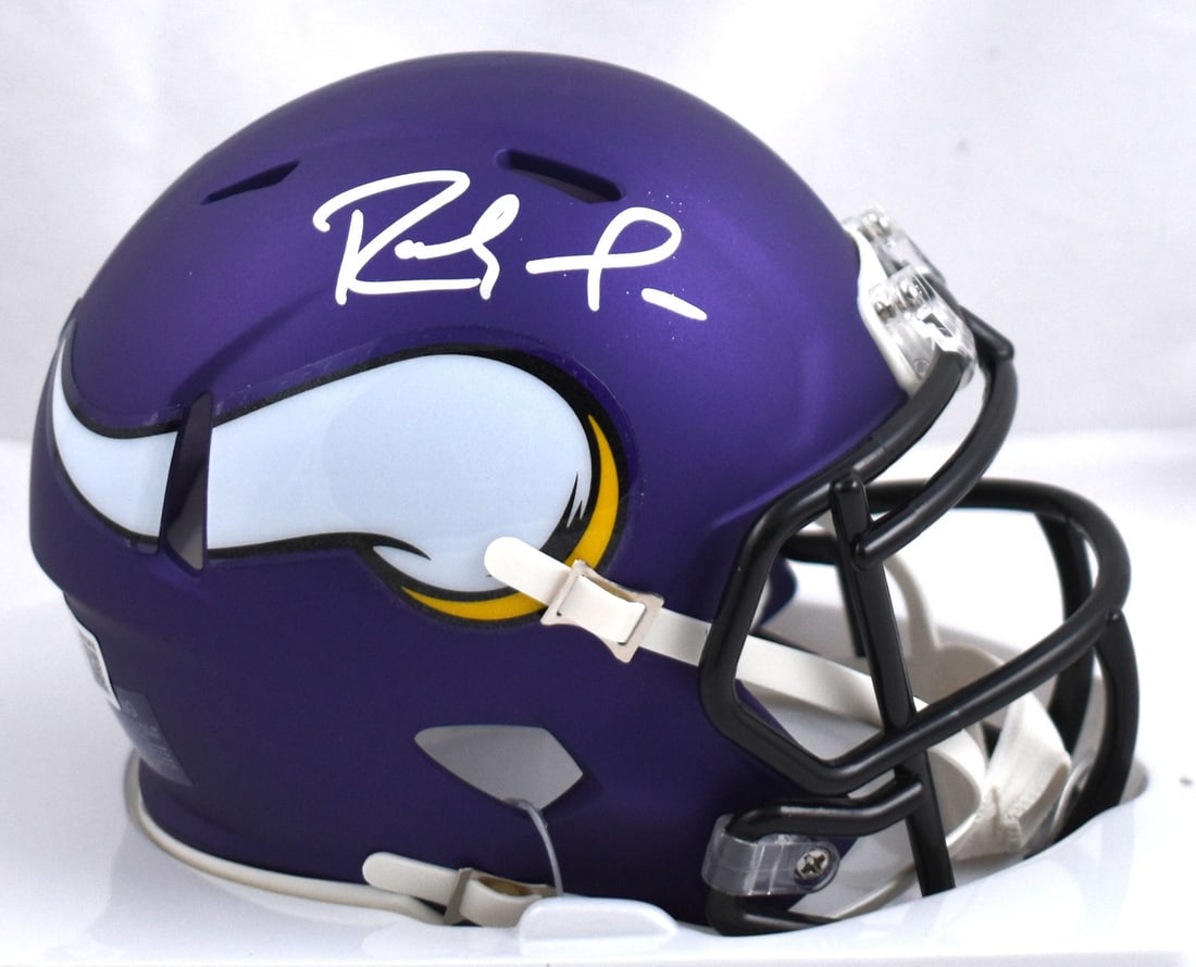 Randy Moss Signed Minnesota Vikings Mini Helmet Beckett Authenticated: Randy Moss Signed Minnesota Vikings Mini Helmet Beckett Authenticated This Minnesota Vikings speed mini helmet features the autograph of legendary player Randy Moss, a must-have for any football fan o