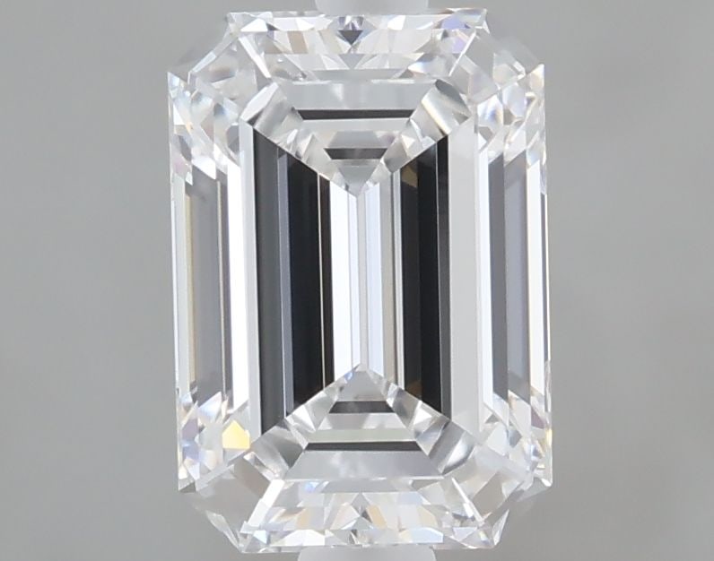 Loose Diamond - EMERALD 1.27ct E VVS2: Loose Diamond - EMERALD 1.27ct E VVS2 Source: This is a real non-mined Diamond that has been grown in a lab Shape: EMERALD Carats: 1.27 Color: E Clarity: VVS2 Certification: NONE Video: