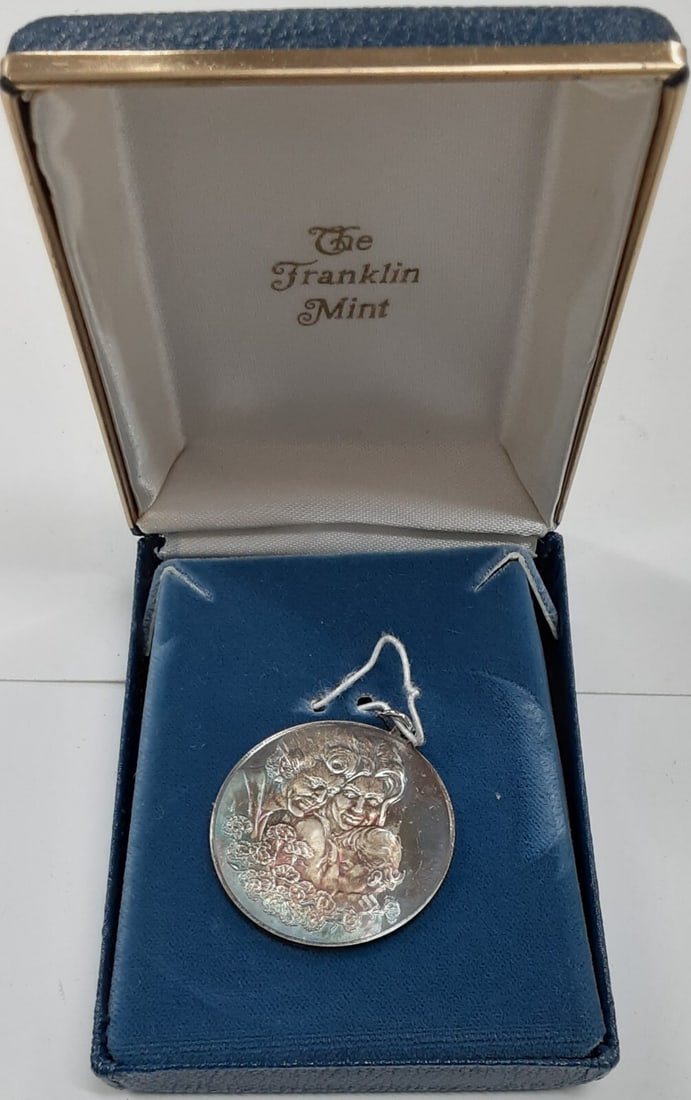 Sterling Silver 1972 Franklin Mint Mother's Day Proof Pendant With Original Case (1 of 5)