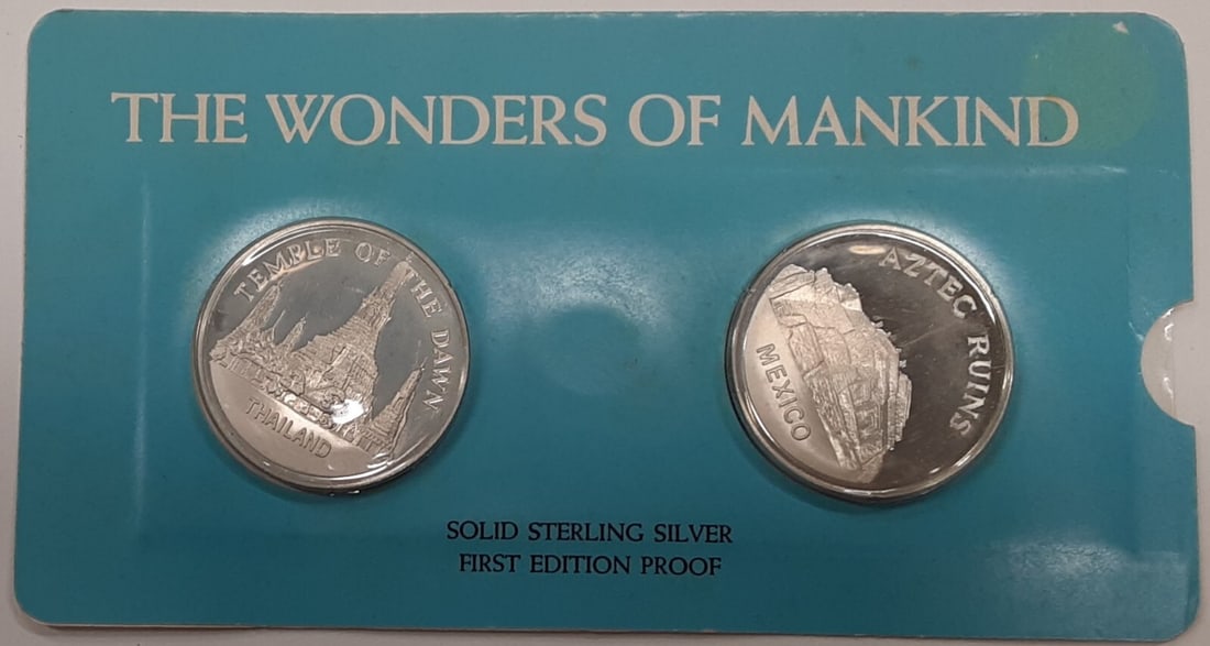 Pair of 1972 Silver Medals Wonders of Mankind Franklin Mint Thailand and Mexico (1 of 2)