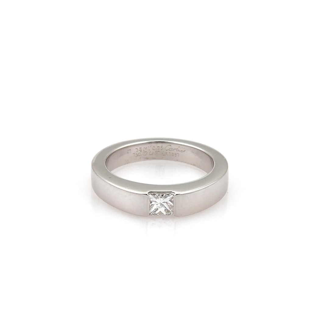 Cartier 18k White Gold Diamond Princess Cut Ring EU 47-US 4: Cartier 18k White Gold Diamond Princess Cut Ring EU 47-US 4 This exquisite Cartier solitaire diamond band ring is crafted from solid 18k white gold, showcasing a high polished finish. It features a st