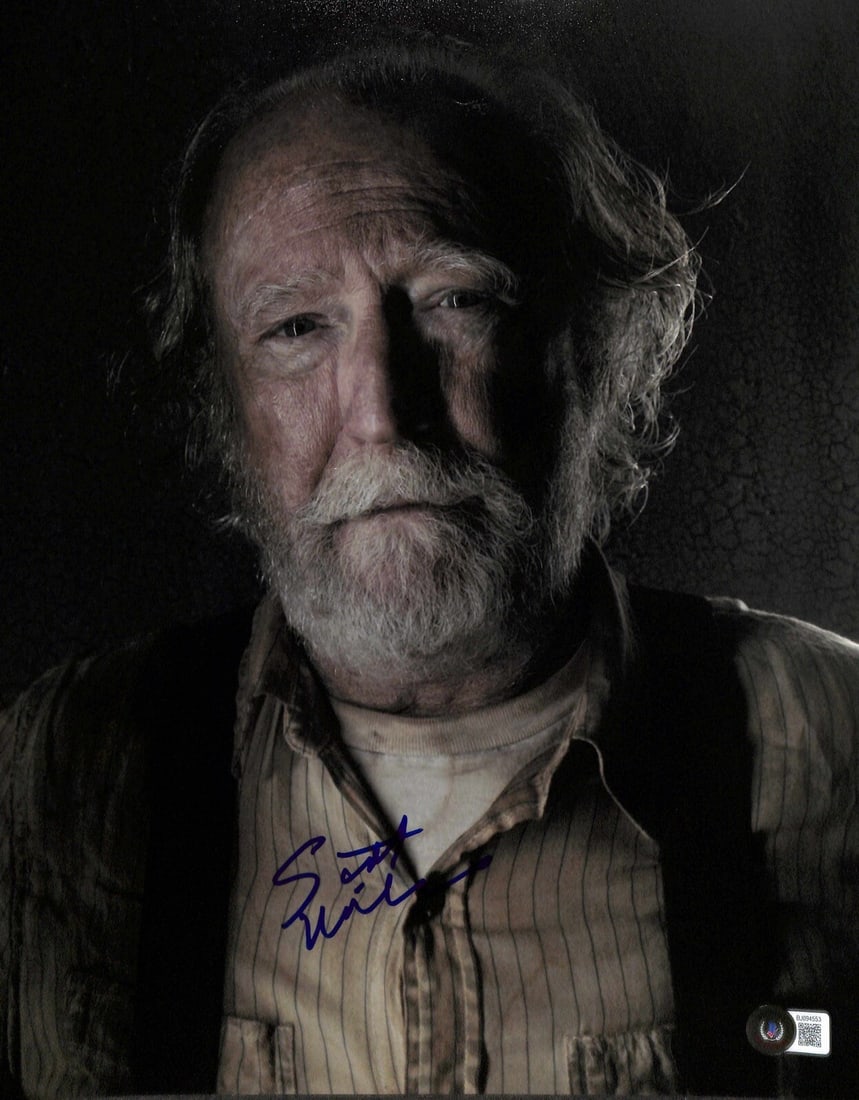 Scott Wilson Hershel Greene Signed 11x14 Photo BECKETT Authenticated (1 of 1)