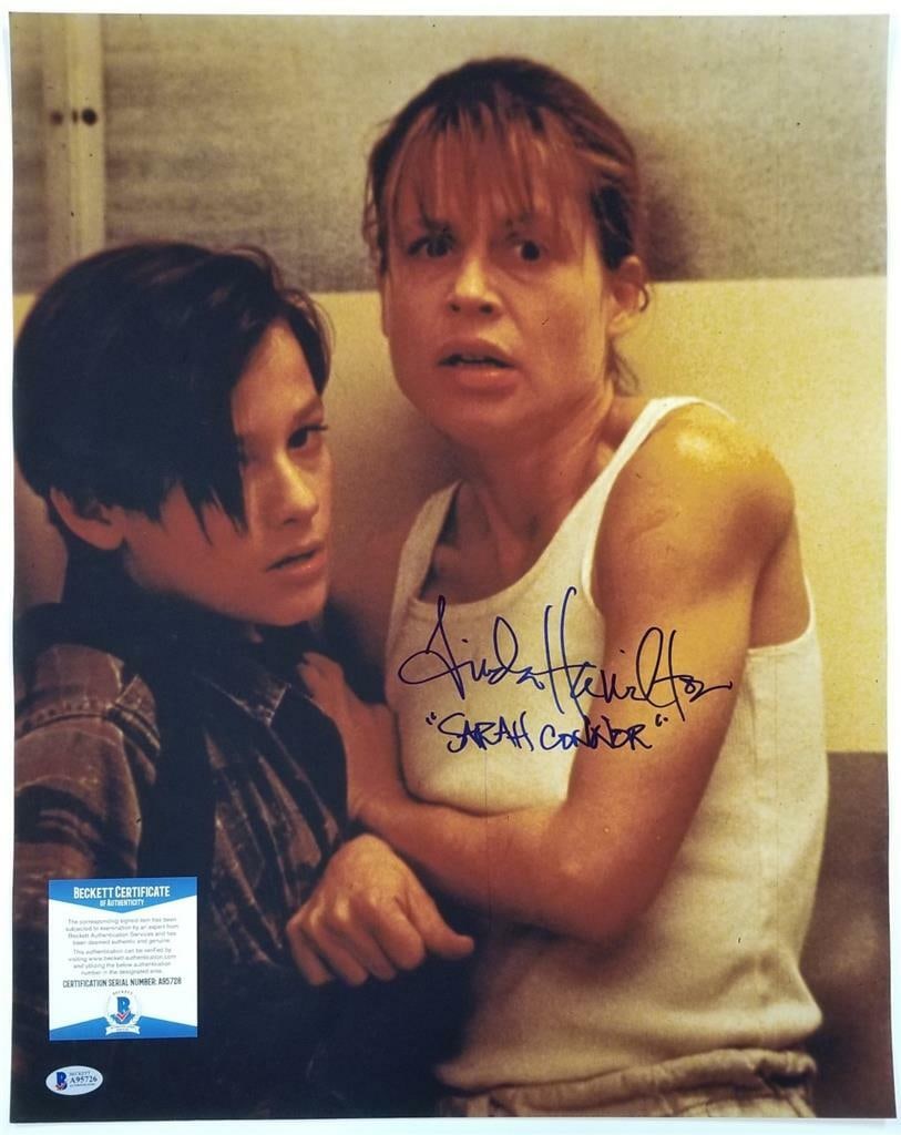 16x20 Terminator Photograph Signed by Linda Hamilton as Sarah Connor Beckett BAS COA (1 of 2)