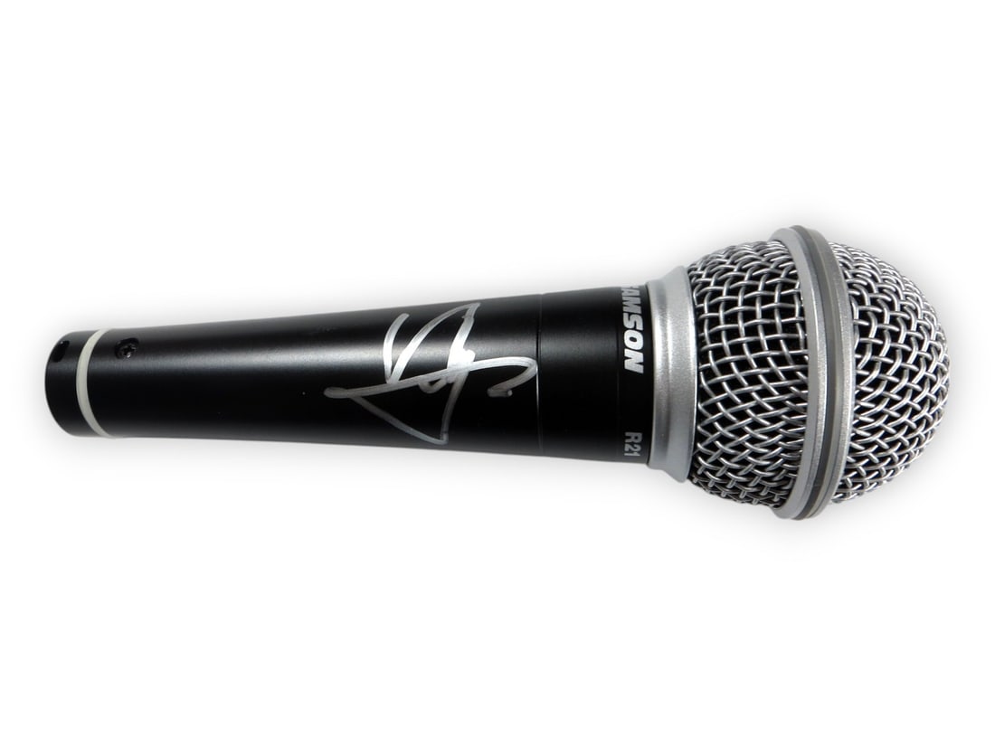 Microphone Hand Signed by Vince Neil With JSA Authentication: Microphone Hand Signed by Vince Neil With JSA Authentication This is an original microphone autographed by Vince Neil, the lead singer of Motley Crue. The signature has been authenticated by James Spe