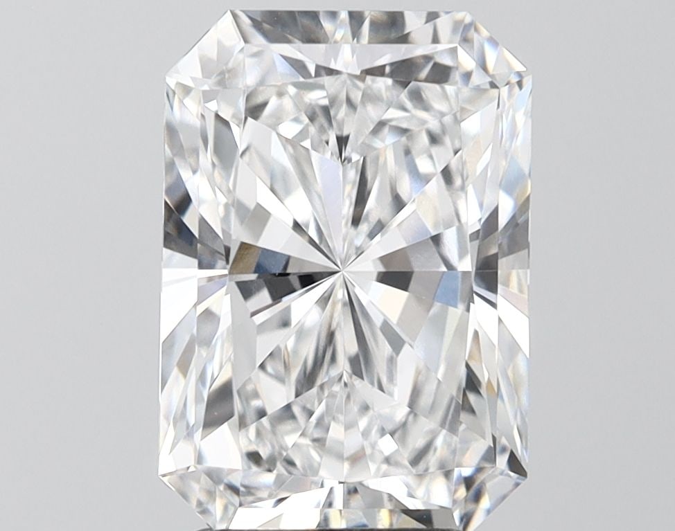 Loose Diamond - RADIANT 4.05ct D VVS2: Loose Diamond - RADIANT 4.05ct D VVS2 Source: This is a real non-mined Diamond that has been grown in a lab Shape: RADIANT Carats: 4.05 Color: D Clarity: VVS2 Certification: IGI Video: