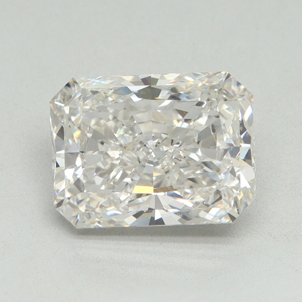 Loose Diamond - RADIANT 2.7ct G VS1: Loose Diamond - RADIANT 2.7ct G VS1 Source: This is a real non-mined Diamond that has been grown in a lab Shape: RADIANT Carats: 2.7 Color: G Clarity: VS1 Certification: IGI Video: Video Link