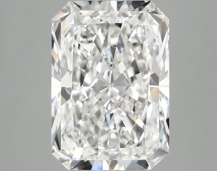 Loose Diamond - RADIANT 3.09ct E VS1: Loose Diamond - RADIANT 3.09ct E VS1 Source: This is a real non-mined Diamond that has been grown in a lab Shape: RADIANT Carats: 3.09 Color: E Clarity: VS1 Certification: IGI Video: Video Link