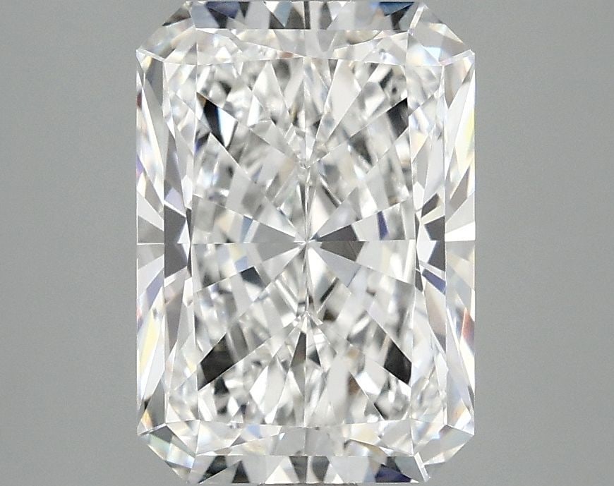 Loose Diamond - RADIANT 3.09ct E VVS2: Loose Diamond - RADIANT 3.09ct E VVS2 Source: This is a real non-mined Diamond that has been grown in a lab Shape: RADIANT Carats: 3.09 Color: E Clarity: VVS2 Certification: IGI Video: