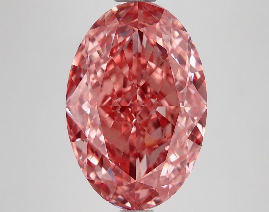 Loose Diamond - OVAL 4.91ct Fancy Vivid Pink VS1: Loose Diamond - OVAL 4.91ct Fancy Vivid Pink VS1 Source: This is a real non-mined Diamond that has been grown in a lab Shape: OVAL Carats: 4.91 Color: Fancy Vivid Pink Certification: IGI Video: