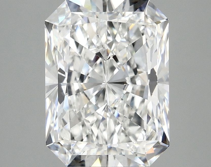 Loose Diamond - RADIANT 3.04ct E VVS2: Loose Diamond - RADIANT 3.04ct E VVS2 Source: This is a real non-mined Diamond that has been grown in a lab Shape: RADIANT Carats: 3.04 Color: E Clarity: VVS2 Certification: IGI Video: