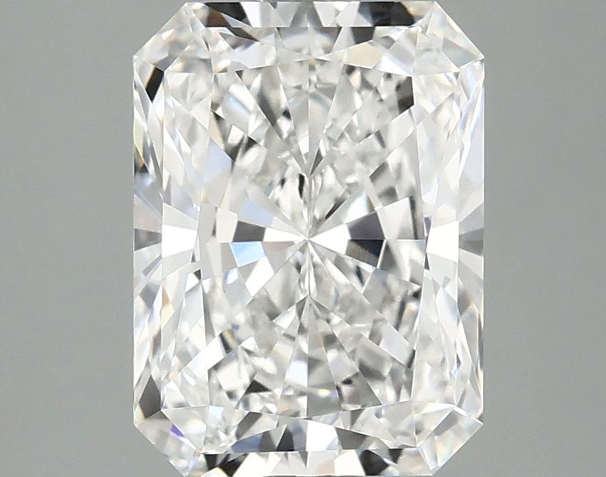 Loose Diamond - RADIANT 3.04ct F VVS2: Loose Diamond - RADIANT 3.04ct F VVS2 Source: This is a real non-mined Diamond that has been grown in a lab Shape: RADIANT Carats: 3.04 Color: F Clarity: VVS2 Certification: IGI Video: