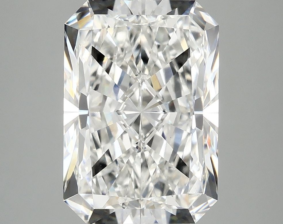 Loose Diamond - RADIANT 4.23ct F VS1: Loose Diamond - RADIANT 4.23ct F VS1 Source: This is a real non-mined Diamond that has been grown in a lab Shape: RADIANT Carats: 4.23 Color: F Clarity: VS1 Certification: IGI Video: Video Link