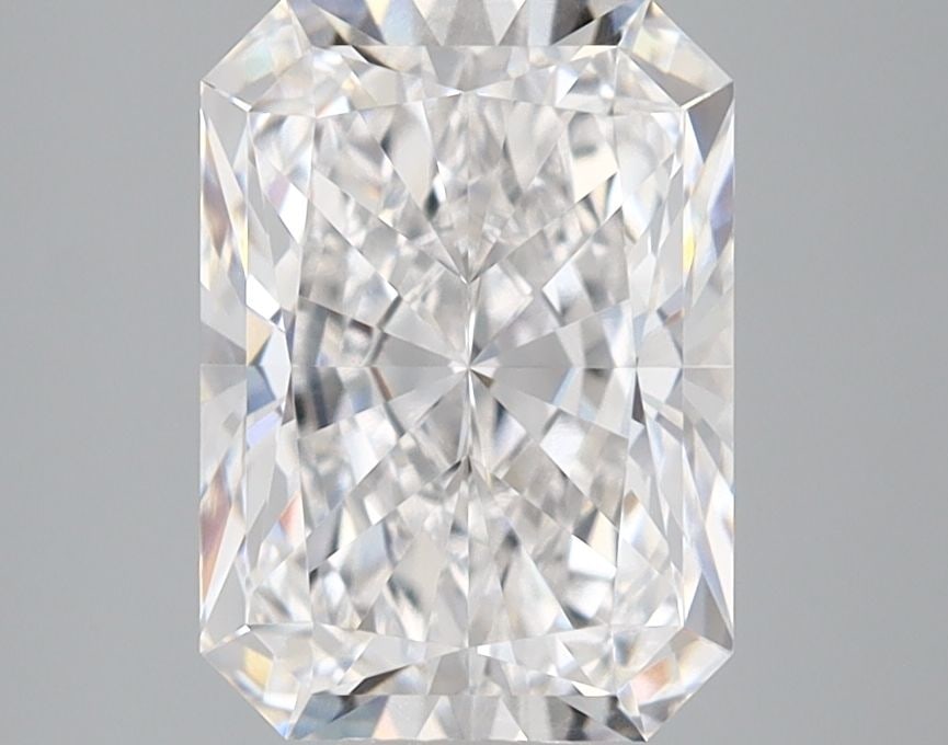Loose Diamond - RADIANT 2.56ct D VVS2: Loose Diamond - RADIANT 2.56ct D VVS2 Source: This is a real non-mined Diamond that has been grown in a lab Shape: RADIANT Carats: 2.56 Color: D Clarity: VVS2 Certification: IGI Video: Video Link