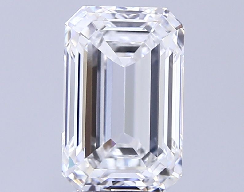 Loose Diamond - EMERALD 3.53ct E IF: Loose Diamond - EMERALD 3.53ct E IF Source: This is a real non-mined Diamond that has been grown in a lab Shape: EMERALD Carats: 3.53 Color: E Clarity: IF Certification: IGI Video: