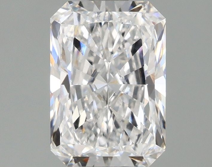 Loose Diamond - RADIANT 1.57ct D VS1: Loose Diamond - RADIANT 1.57ct D VS1 Source: This is a real non-mined Diamond that has been grown in a lab Shape: RADIANT Carats: 1.57 Color: D Clarity: VS1 Certification: IGI Video: