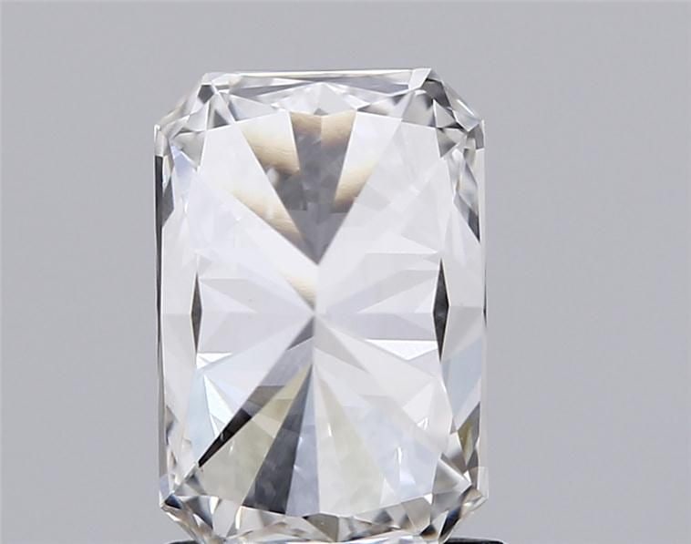 Loose Diamond - RADIANT 2.16ct G VVS2: Loose Diamond - RADIANT 2.16ct G VVS2 Source: This is a real non-mined Diamond that has been grown in a lab Shape: RADIANT Carats: 2.16 Color: G Clarity: VVS2 Certification: IGI Video: