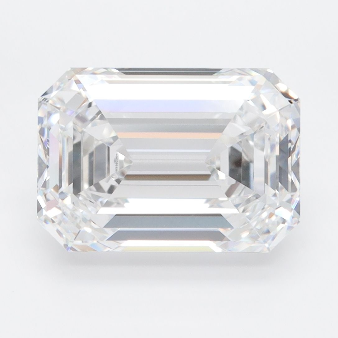 Loose Diamond - EMERALD 5.34ct D VVS1: Loose Diamond - EMERALD 5.34ct D VVS1 Source: This is a real non-mined Diamond that has been grown in a lab Shape: EMERALD Carats: 5.34 Color: D Clarity: VVS1 Certification: IGI Video: