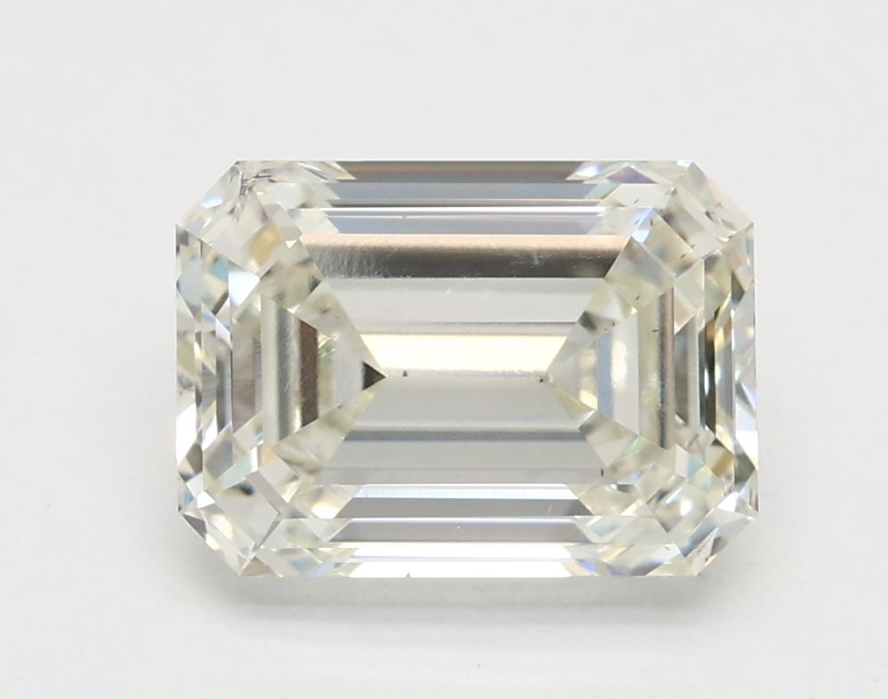 Loose Diamond - EMERALD 2.05ct I SI1: Loose Diamond - EMERALD 2.05ct I SI1 Source: This is a real non-mined Diamond that has been grown in a lab Shape: EMERALD Carats: 2.05 Color: I Clarity: SI1 Certification: IGI Video: