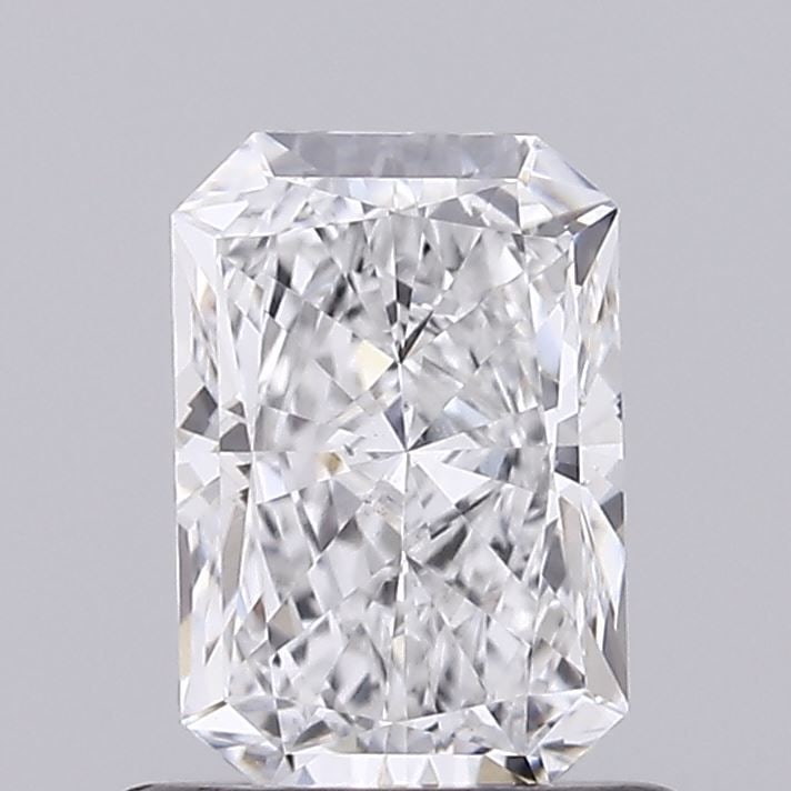 Loose Diamond - RADIANT 0.7ct E VS2: Loose Diamond - RADIANT 0.7ct E VS2 Source: This is a real non-mined Diamond that has been grown in a lab Shape: RADIANT Carats: 0.7 Color: E Clarity: VS2 Certification: IGI Video: