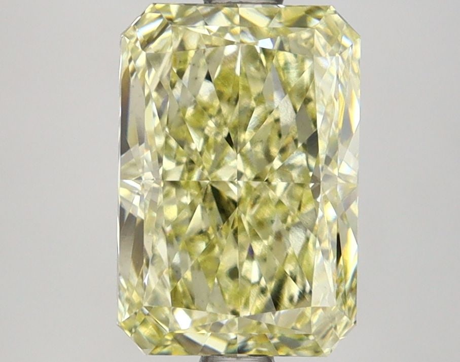 Loose Diamond - RADIANT 2.66ct Fancy Yellow VS2: Loose Diamond - RADIANT 2.66ct Fancy Yellow VS2 Source: This is a real non-mined Diamond that has been grown in a lab Shape: RADIANT Carats: 2.66 Color: Fancy Yellow Certification: IGI Video: