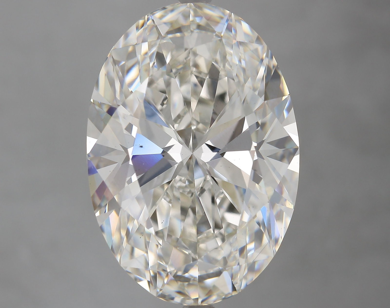 Loose Diamond - OVAL 10.61ct G VS1: Loose Diamond - OVAL 10.61ct G VS1 Source: This is a real non-mined Diamond that has been grown in a lab Shape: OVAL Carats: 10.61 Color: G Clarity: VS1 Certification: IGI Video: