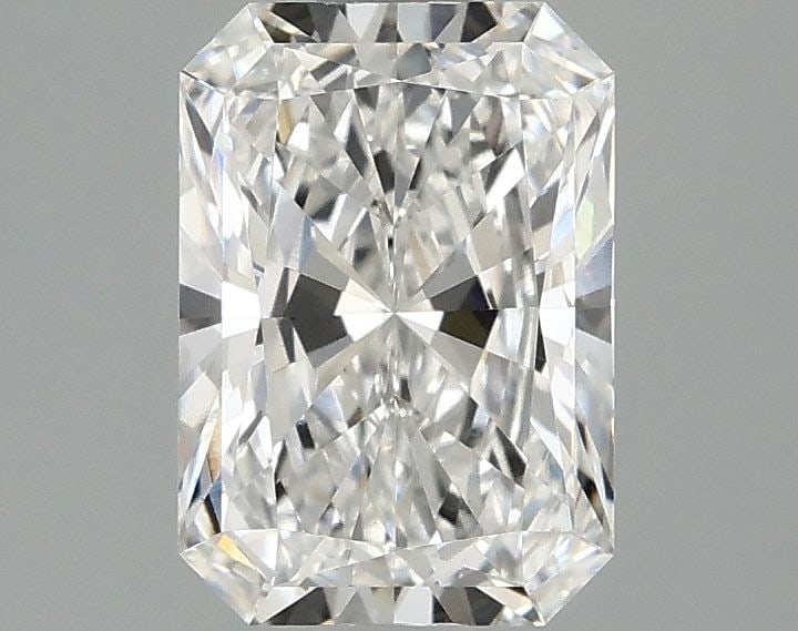 Loose Diamond - RADIANT 1.59ct E VVS2: Loose Diamond - RADIANT 1.59ct E VVS2 Source: This is a real non-mined Diamond that has been grown in a lab Shape: RADIANT Carats: 1.59 Color: E Clarity: VVS2 Certification: IGI Video: