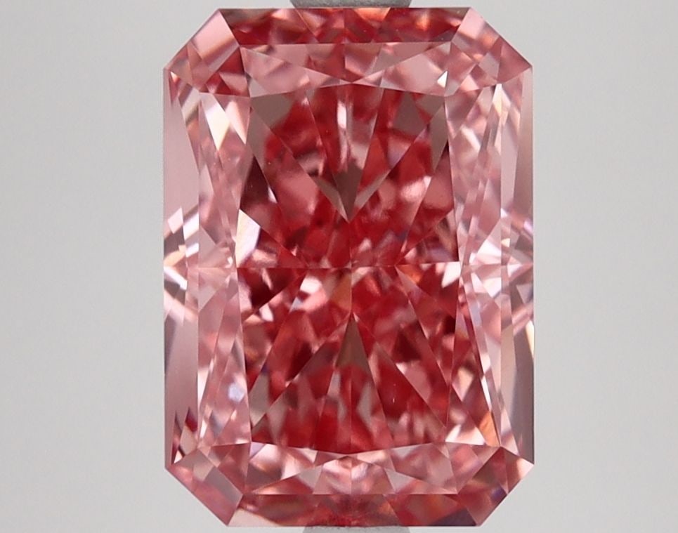 Loose Diamond - RADIANT 3.74ct Fancy Vivid Pink VVS2: Loose Diamond - RADIANT 3.74ct Fancy Vivid Pink VVS2 Source: This is a real non-mined Diamond that has been grown in a lab Shape: RADIANT Carats: 3.74 Color: Fancy Vivid Pink Certification: IGI Video: