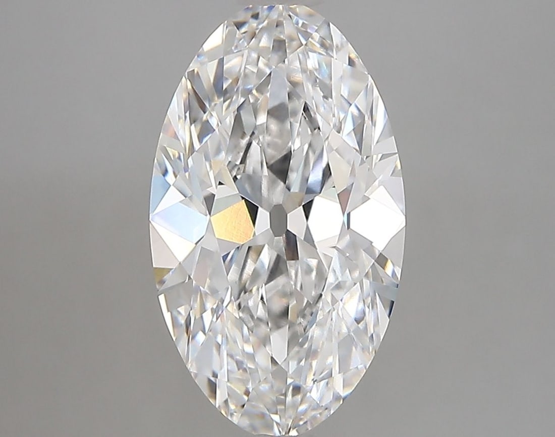 Loose Diamond - OVAL 3.17ct D VVS2: Loose Diamond - OVAL 3.17ct D VVS2 Source: This is a real non-mined Diamond that has been grown in a lab Shape: OVAL Carats: 3.17 Color: D Clarity: VVS2 Certification: IGI Video: