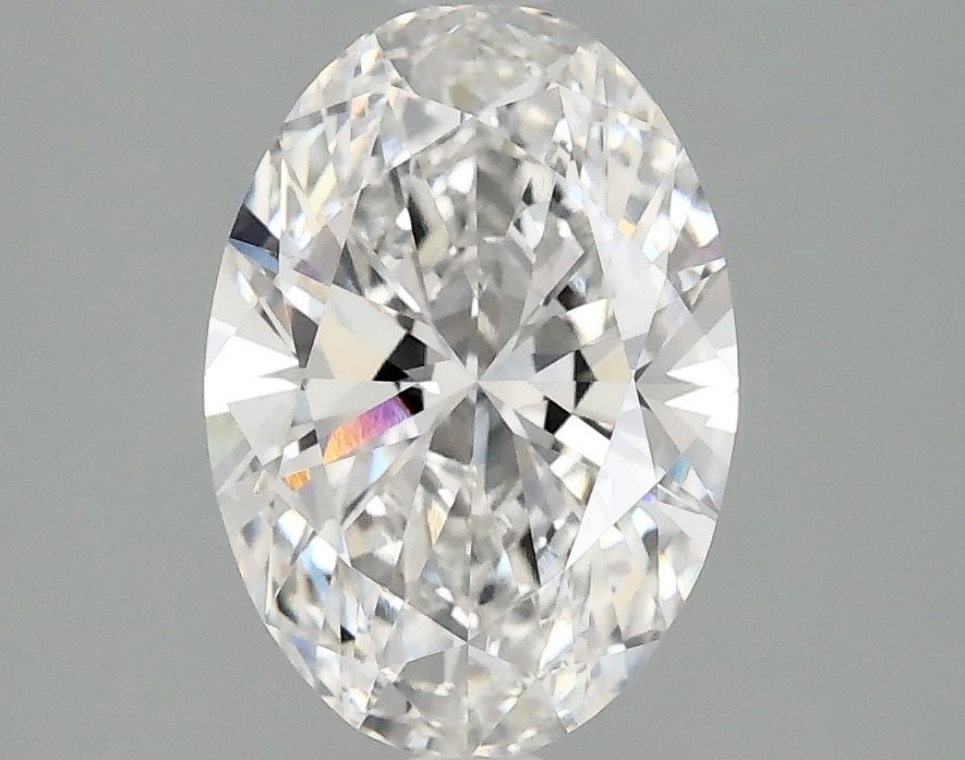 Loose Diamond - OVAL 1.91ct E VVS2: Loose Diamond - OVAL 1.91ct E VVS2 Source: This is a real non-mined Diamond that has been grown in a lab Shape: OVAL Carats: 1.91 Color: E Clarity: VVS2 Certification: IGI Additional images available 