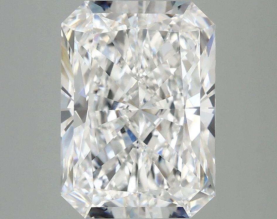 Loose Diamond - RADIANT 4.04ct E VVS2: Loose Diamond - RADIANT 4.04ct E VVS2 Source: This is a real non-mined Diamond that has been grown in a lab Shape: RADIANT Carats: 4.04 Color: E Clarity: VVS2 Certification: IGI Video: