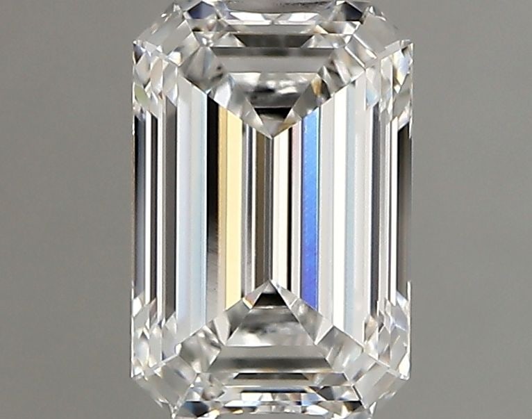 Loose Diamond - EMERALD 1.26ct D VVS1: Loose Diamond - EMERALD 1.26ct D VVS1 Source: This is a real non-mined Diamond that has been grown in a lab Shape: EMERALD Carats: 1.26 Color: D Clarity: VVS1 Certification: IGI Video: